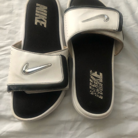 Nike slipper - Picture 2 of 5